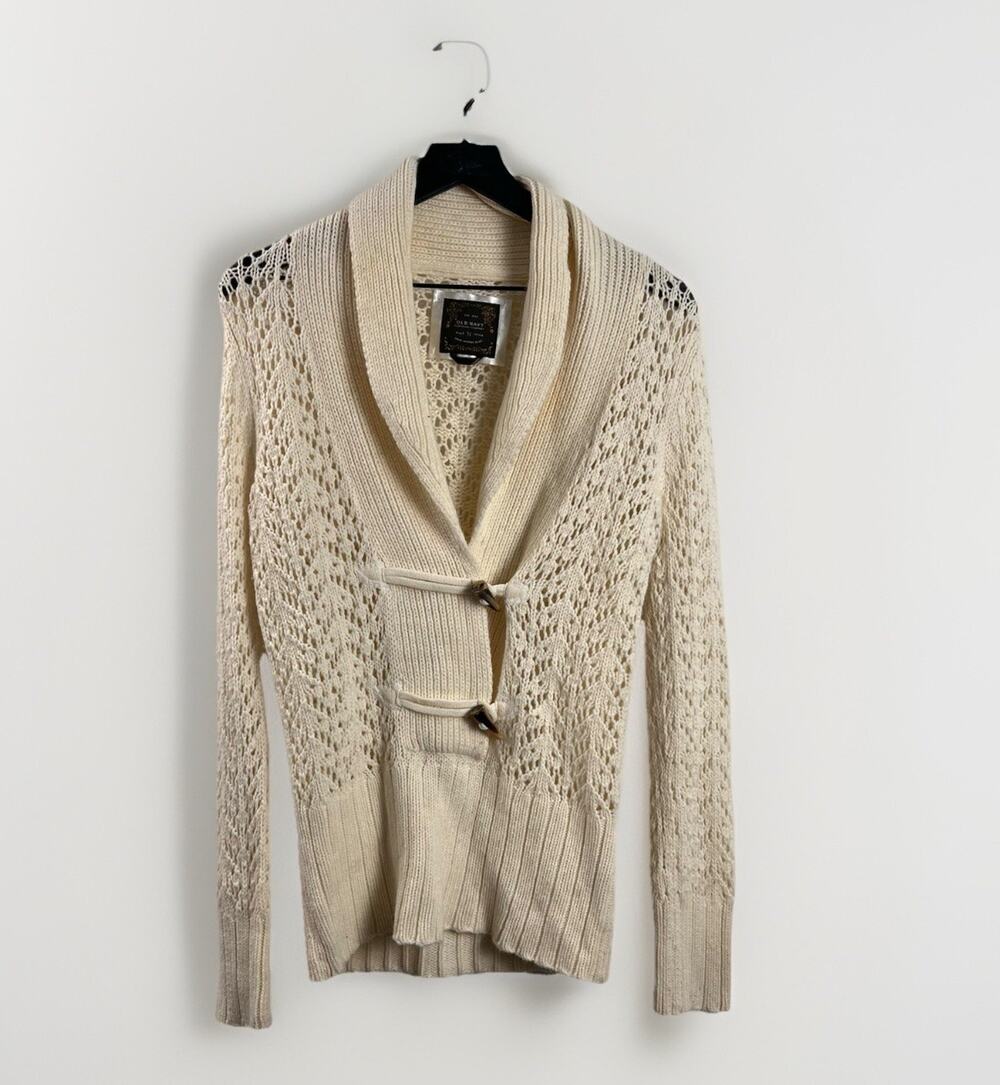 Old Navy Woman's Size M Lambswool Angora Cream Crochet Knit Horn Button Sweater